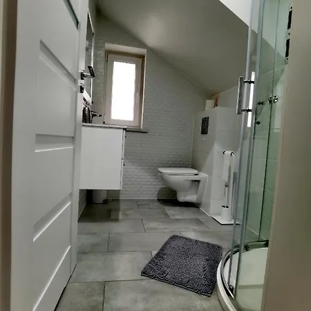 Rybacka Rum i privatbostad Miedzyzdroje