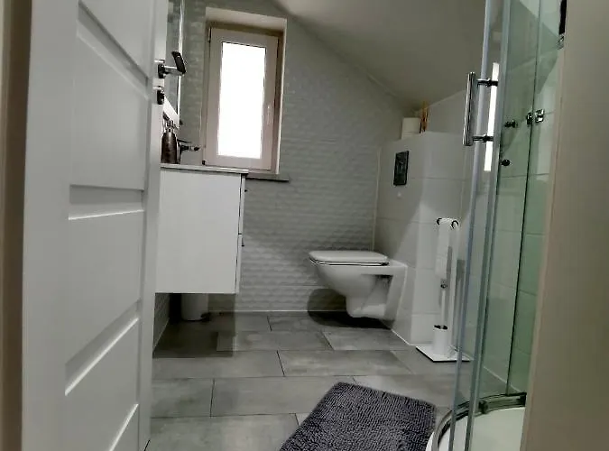 Rybacka Rum i privatbostad Miedzyzdroje